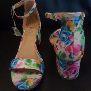 Brash 2" Chunky Heel Sandals - White/Floral